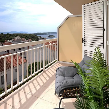 Delux Oasis Hvar 아파트